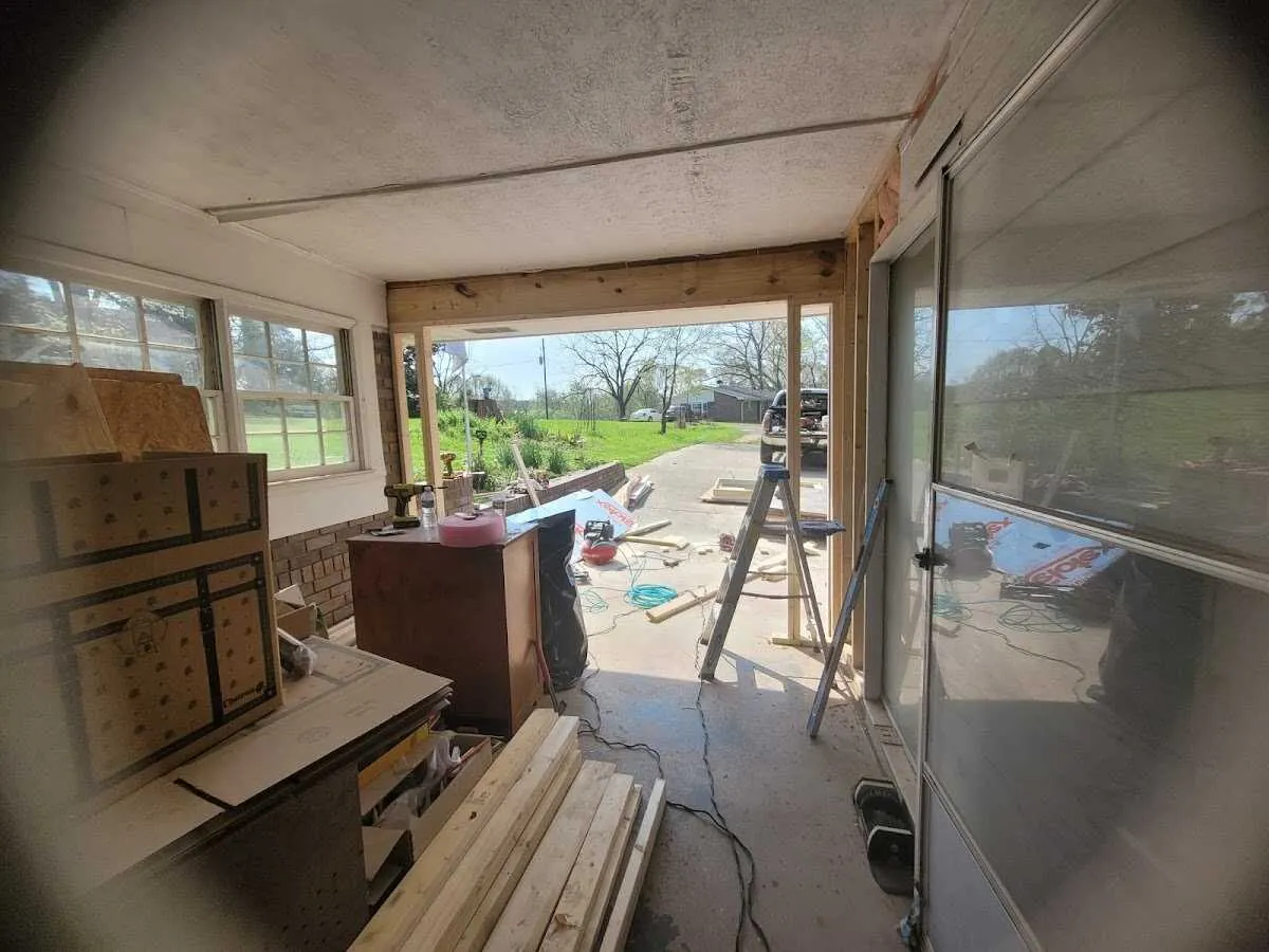 Air movers and dehumidifier for Water Mitigation Services in Weirton